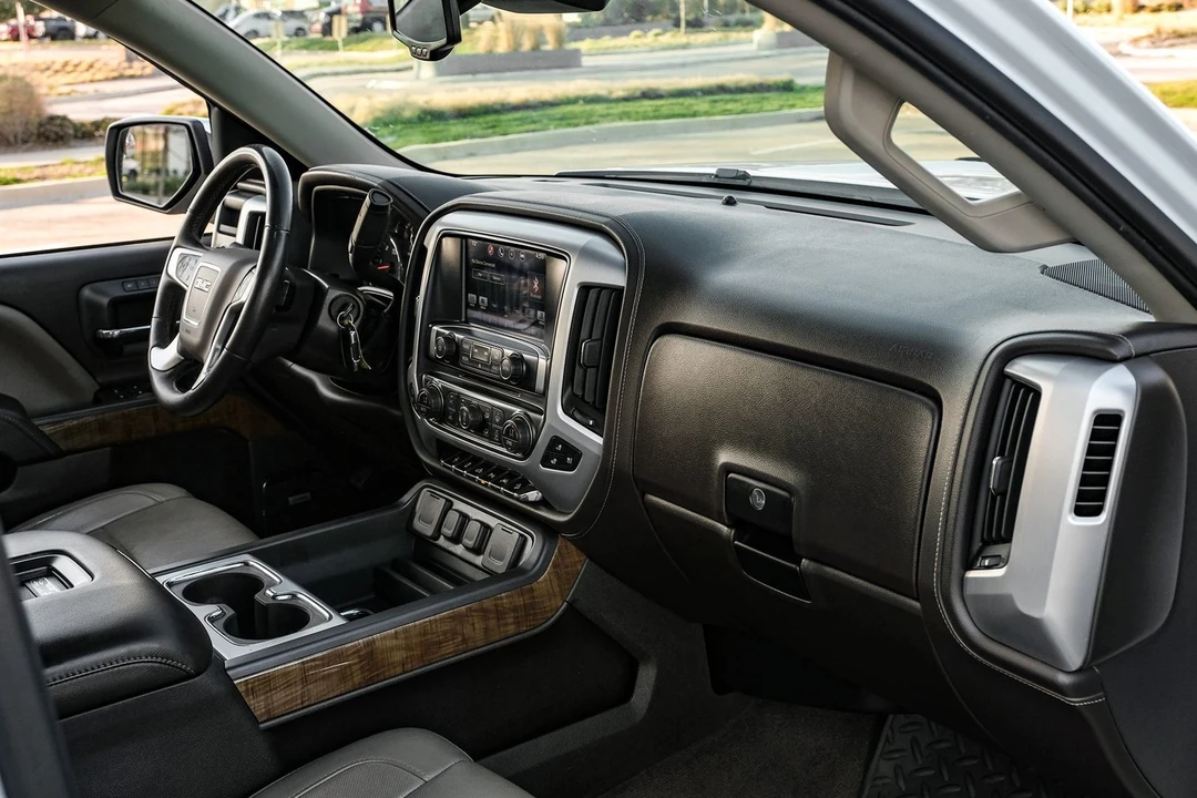 2016 GMC Sierra 4th Gen - Image 10 of 21