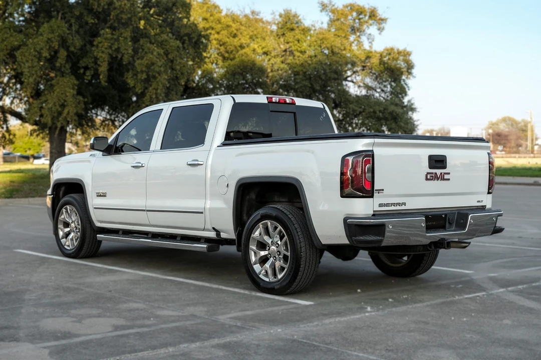 2016 GMC Sierra 4th Gen - Image 9 of 21