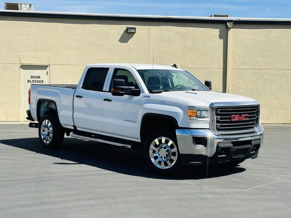 2016 GMC Sierra Heavy Duty 4th Gen - Image 2 of 21