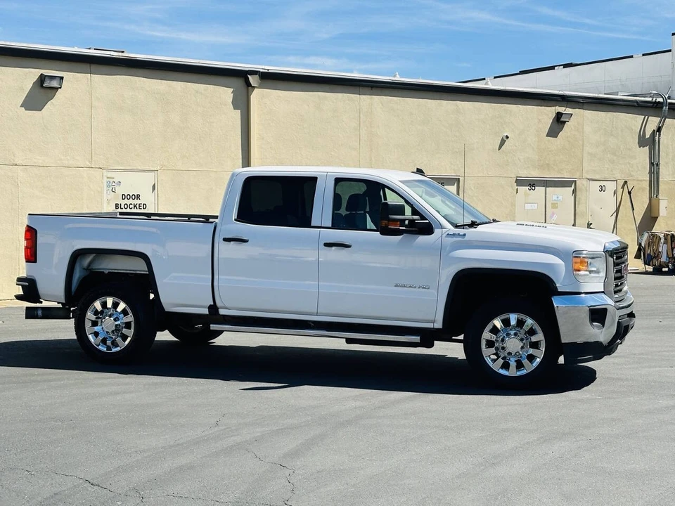 2016 GMC Sierra Heavy Duty 4th Gen - Image 9 of 21