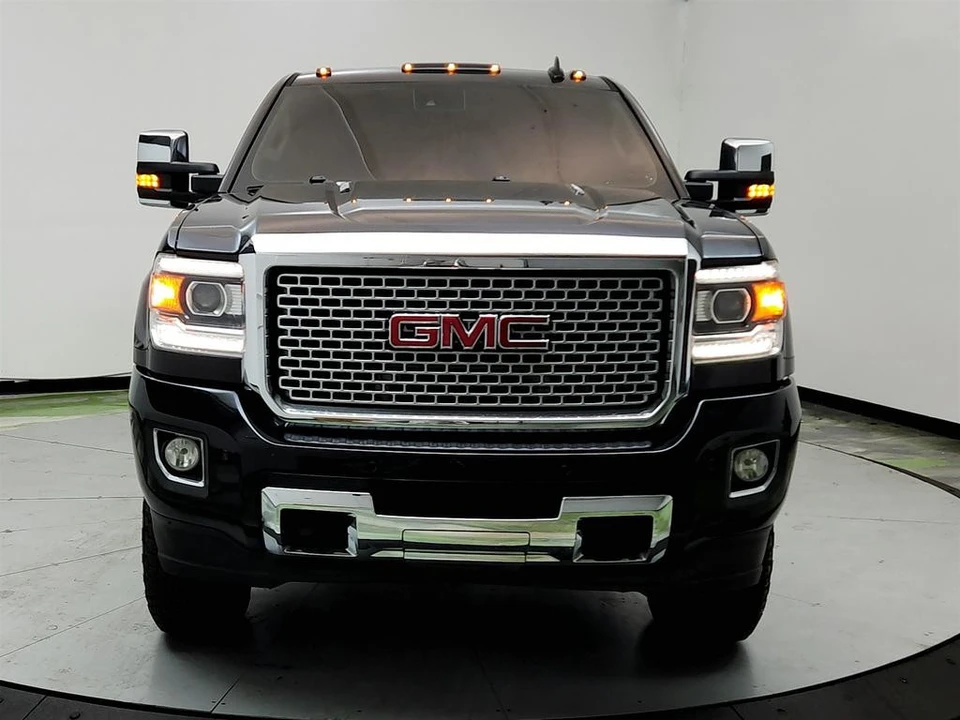 2016 GMC Sierra Heavy Duty 3rd Gen - Image 2 of 12