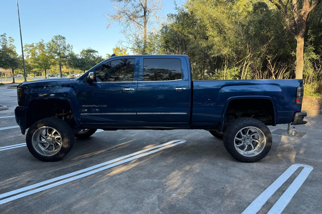2016 GMC Sierra Heavy Duty 4th Gen - Image 6 of 31
