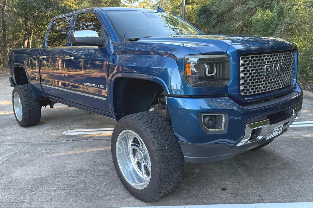2016 GMC Sierra Heavy Duty 4th Gen - Image 3 of 31