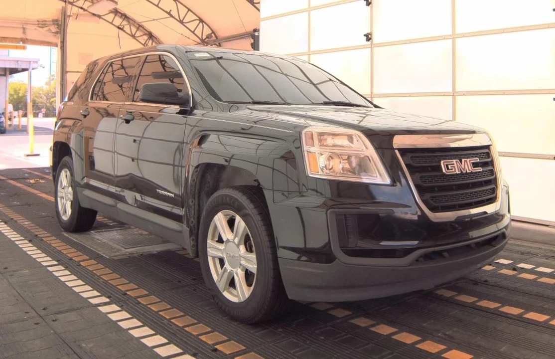 2016 GMC Terrain - Image 3 of 10