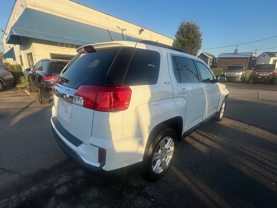 2016 GMC Terrain - Image 4 of 10