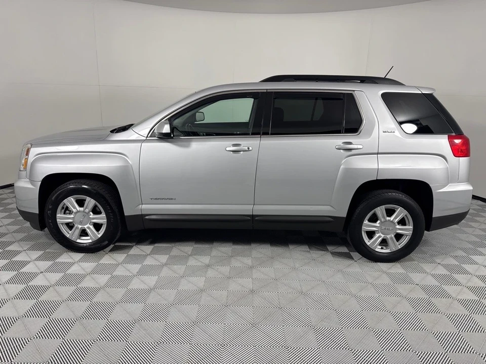 2016 GMC Terrain - Image 8 of 12
