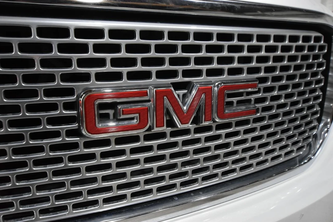 2016 GMC Yukon 4th Gen - Image 3 of 21