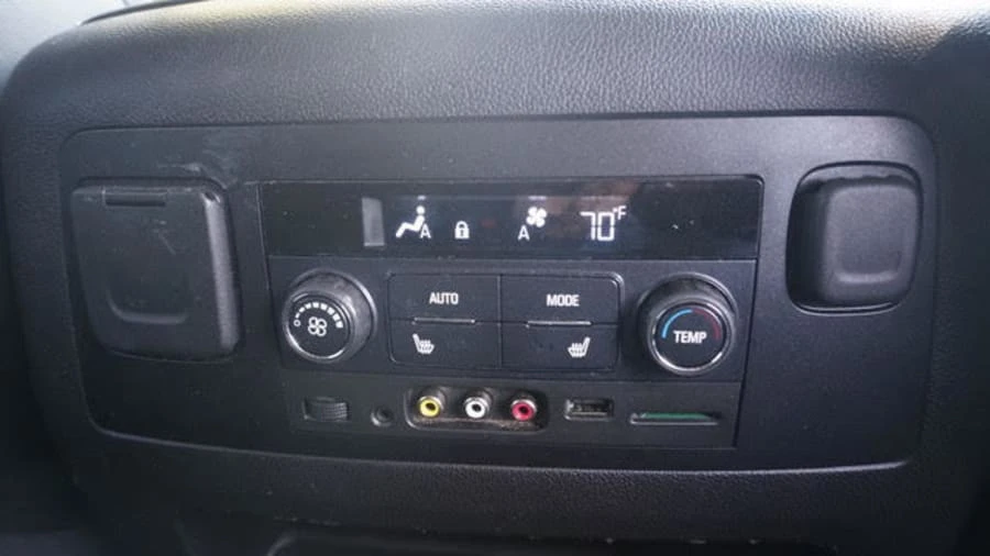 2016 GMC Yukon 4th Gen - Image 5 of 9