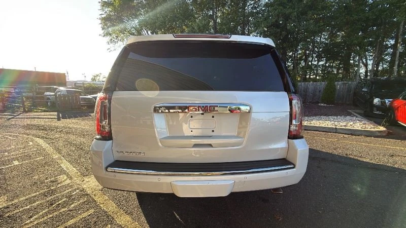 2016 GMC Yukon 4th Gen - Image 5 of 12