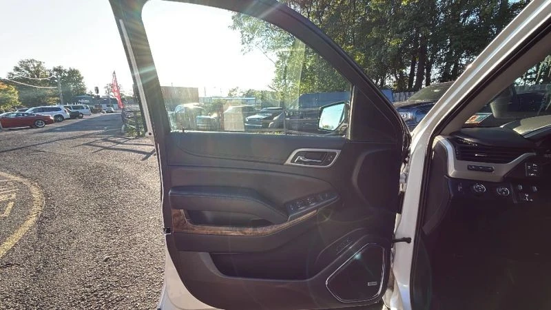 2016 GMC Yukon 4th Gen - Image 9 of 12