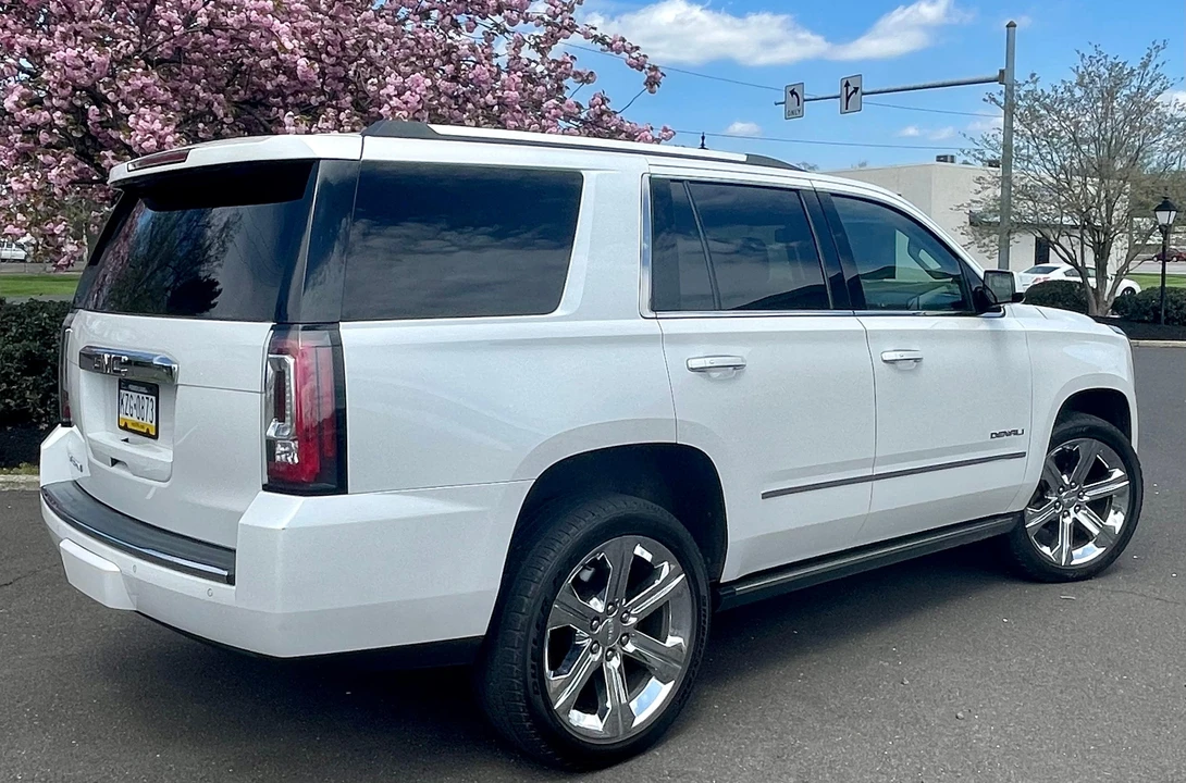 2016 GMC Yukon 4th Gen - Image 15 of 31