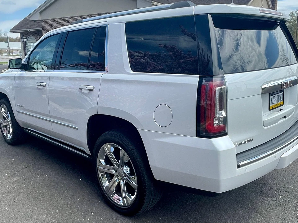 2016 GMC Yukon 4th Gen - Image 11 of 31