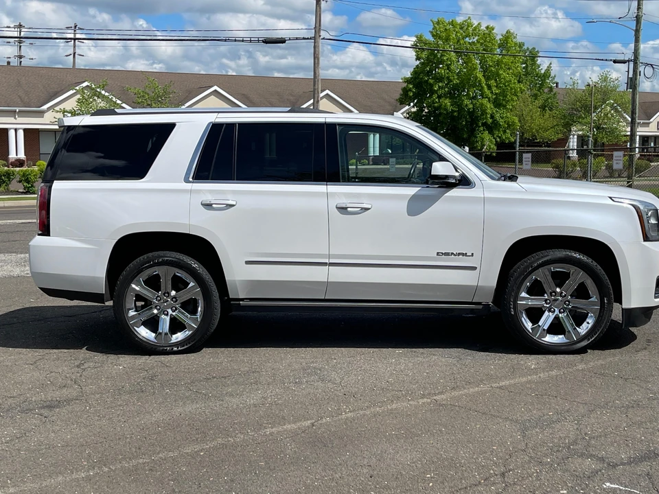 2016 GMC Yukon 4th Gen - Image 18 of 31