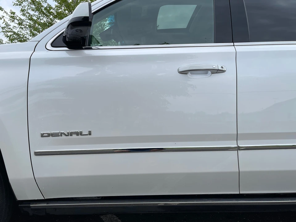 2016 GMC Yukon 4th Gen - Image 27 of 31