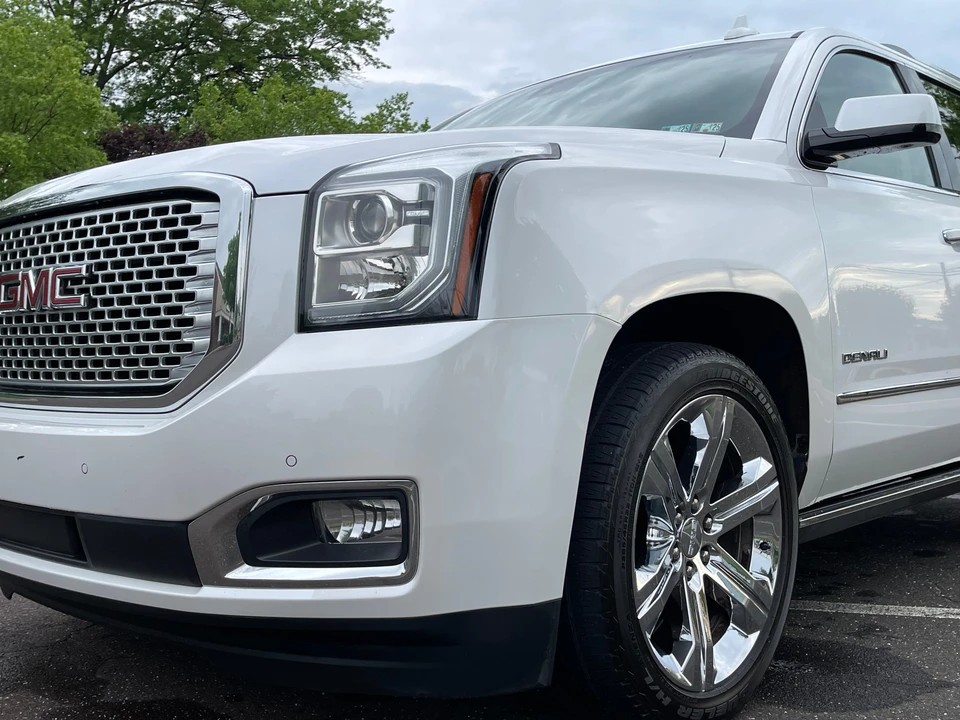 2016 GMC Yukon 4th Gen - Image 24 of 31