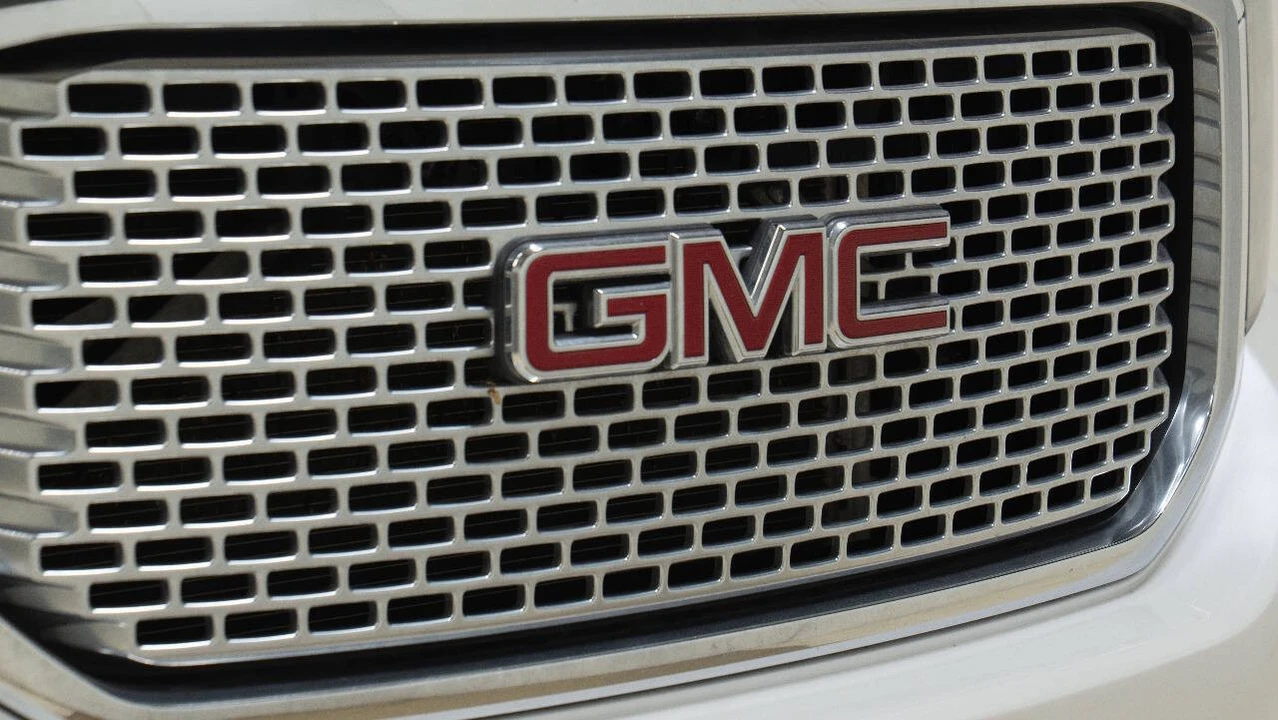 2016 GMC Yukon 4th Gen - Image 11 of 12