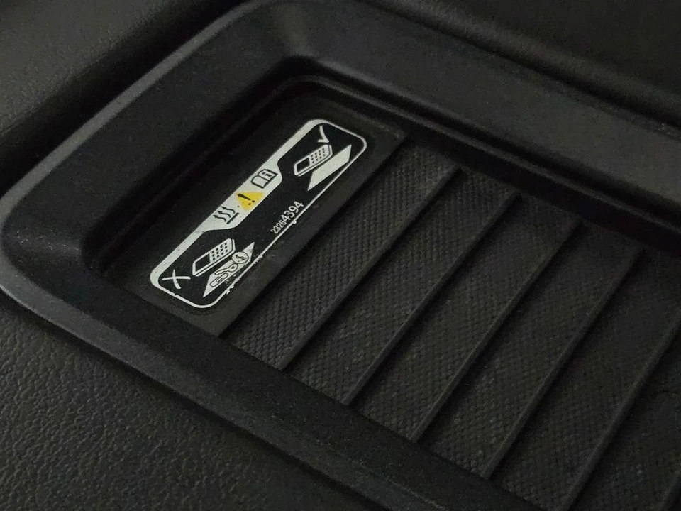 2016 GMC Yukon 4th Gen - Image 11 of 12