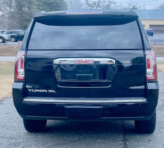 2016 GMC Yukon 4th Gen - Image 13 of 21