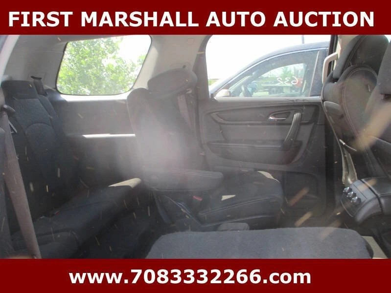 2016 GMC Acadia - Image 9 of 11