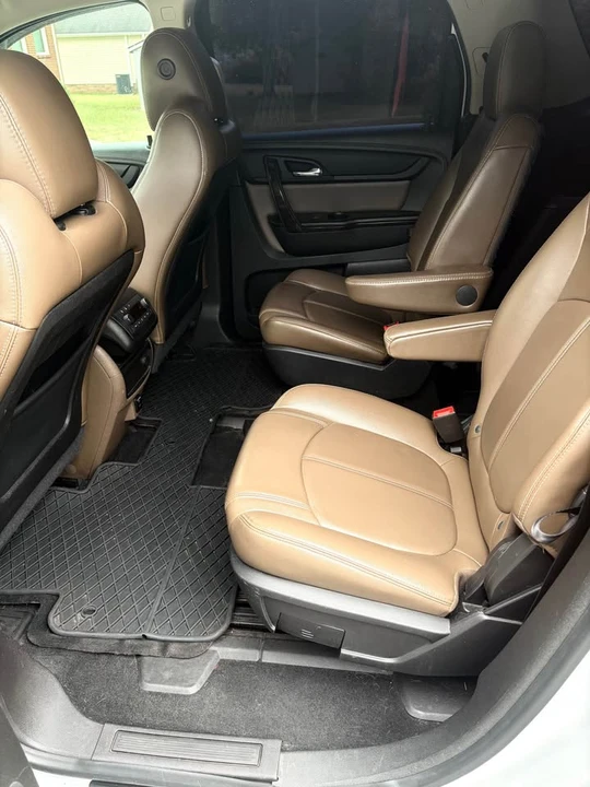 2016 GMC Acadia - Image 7 of 12