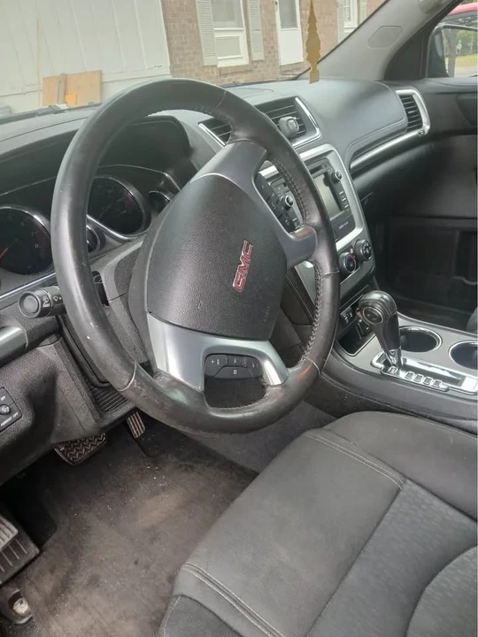 2016 GMC Acadia - Image 11 of 15