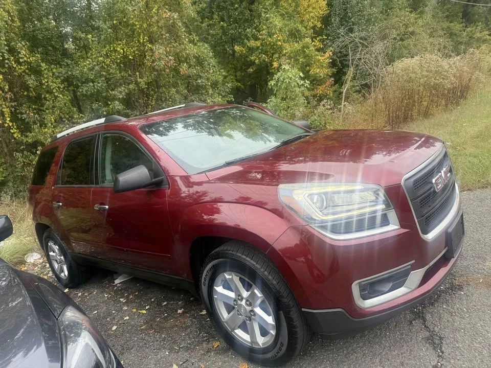 2016 GMC Acadia - Image 2 of 16