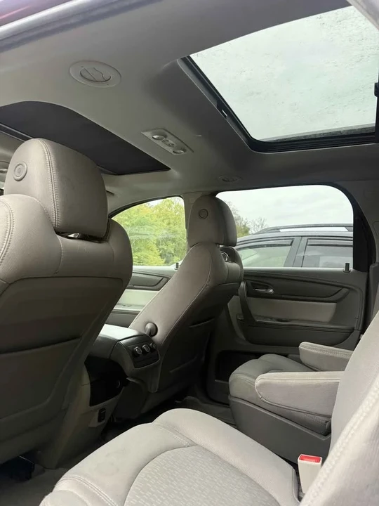 2016 GMC Acadia - Image 11 of 16