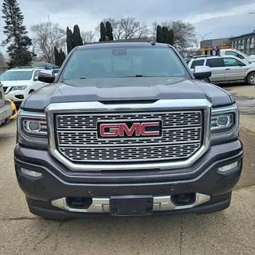 2016 GMC Sierra 1500 Denali Crew Cab Short Bed