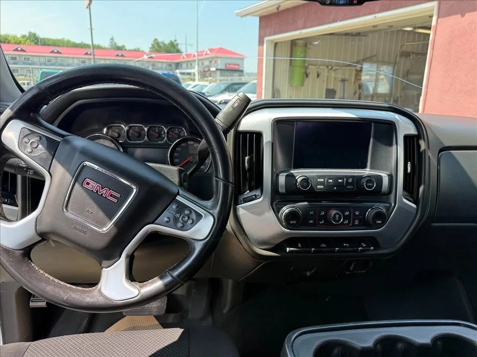 2016 GMC Sierra 4th Gen - Image 9 of 20