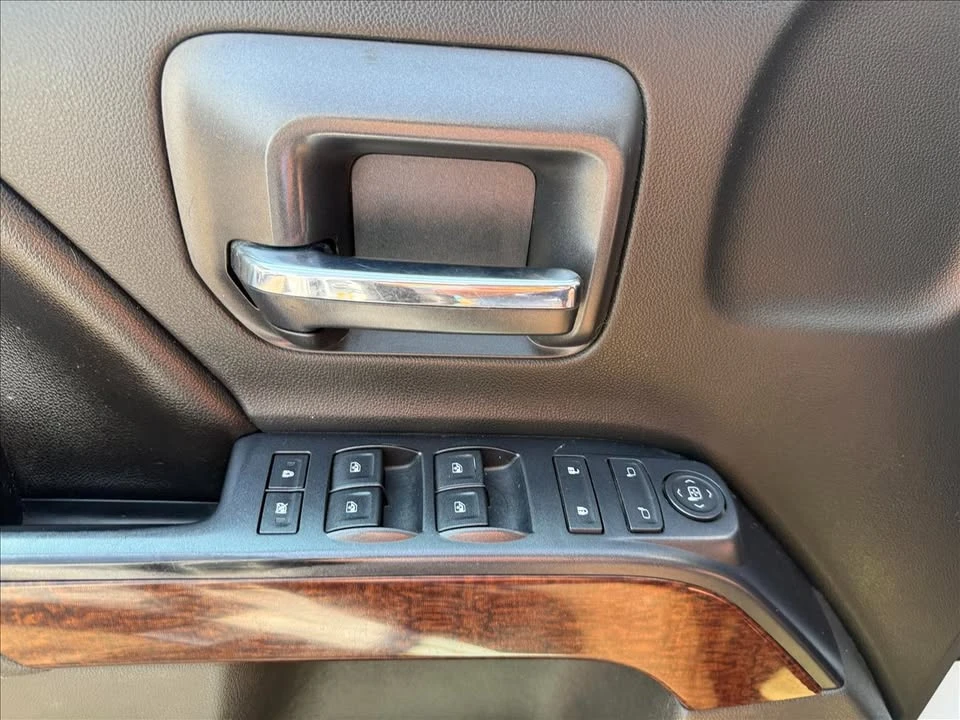 2016 GMC Sierra 4th Gen - Image 17 of 20
