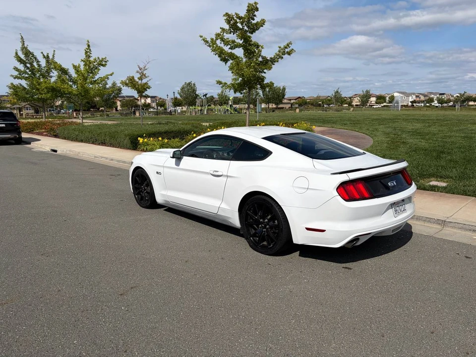 2016 Ford S550 Mustang GT - Image 3 of 12