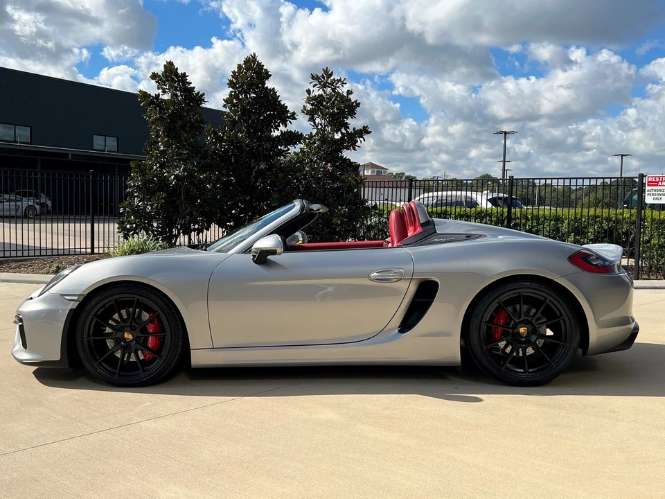 2016 Porsche 981 Boxster Spyder - Image 6 of 18