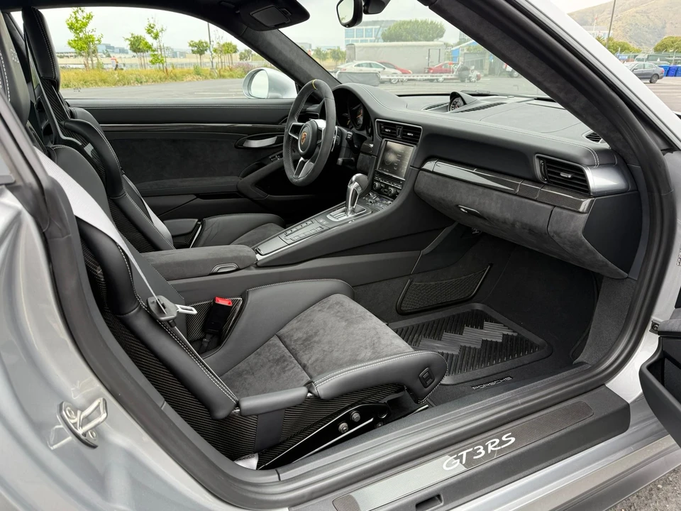 2016 Porsche 991 GT3 RS - Image 11 of 13