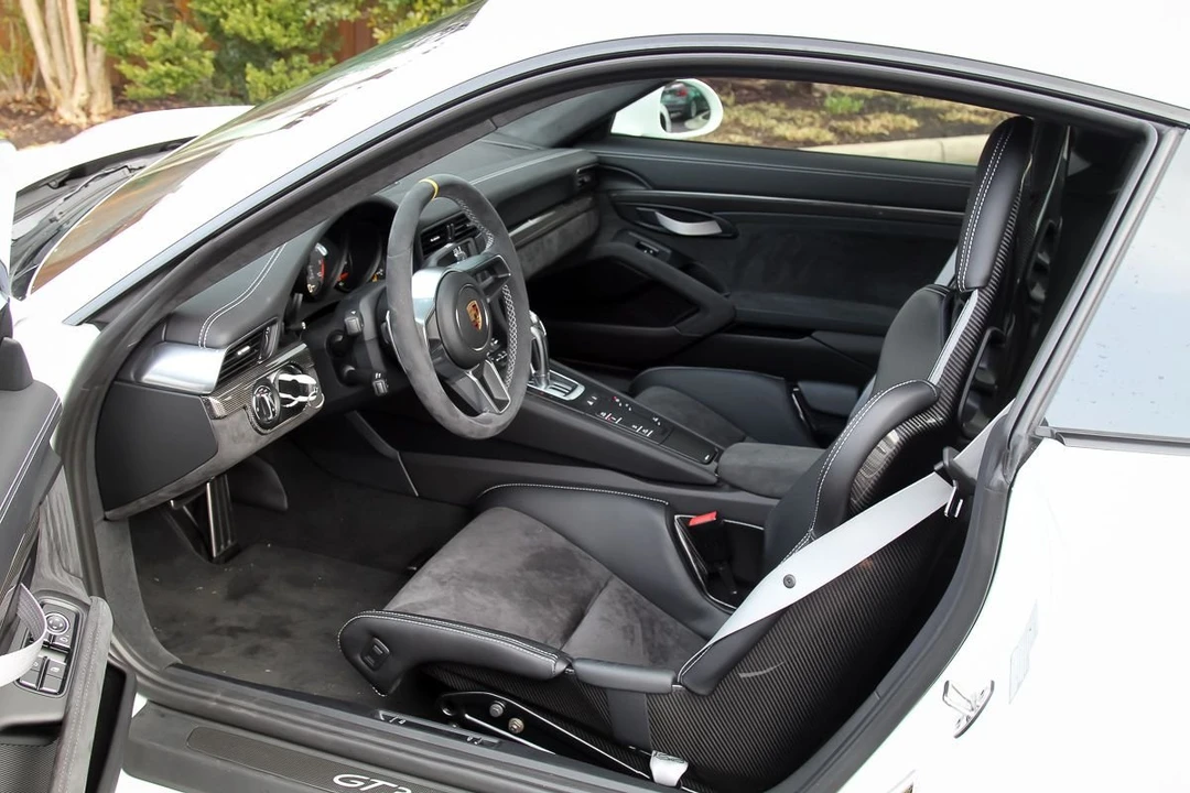 2016 Porsche 991 GT3 RS - Image 9 of 14