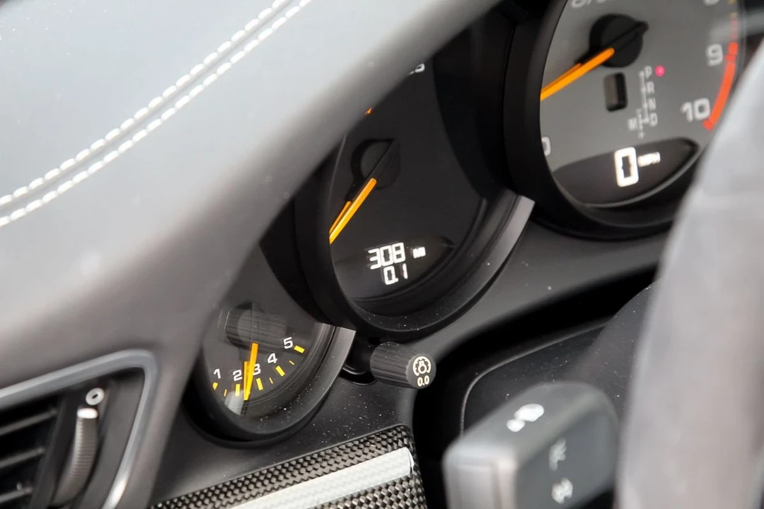 2016 Porsche 991 GT3 RS - Image 13 of 14
