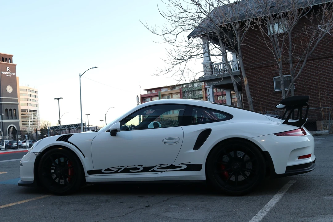 2016 Porsche 991 GT3 RS - Image 9 of 19