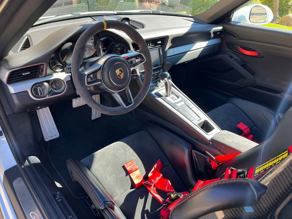 2016 Porsche 991 GT3 RS - Image 8 of 9