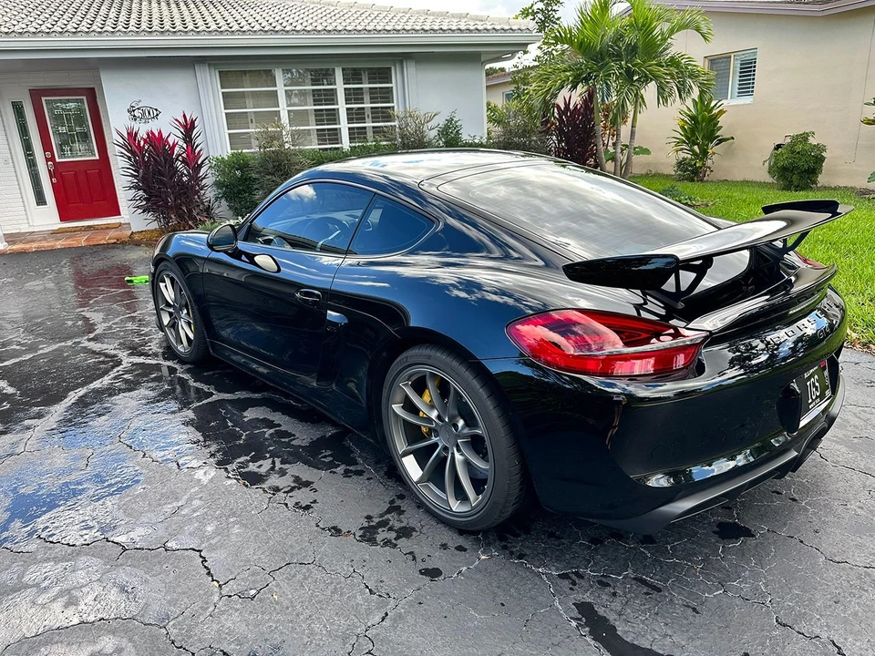 2016 Porsche 981 Cayman GT4 - Image 5 of 12