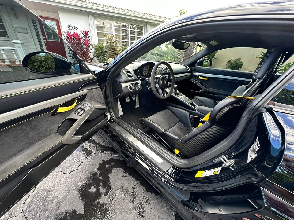 2016 Porsche 981 Cayman GT4 - Image 10 of 12