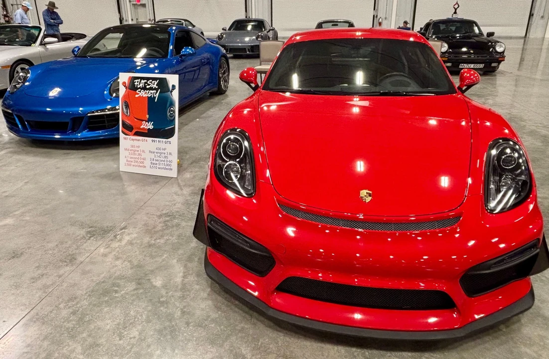 2016 Porsche 981 Cayman GT4 - Image 3 of 5