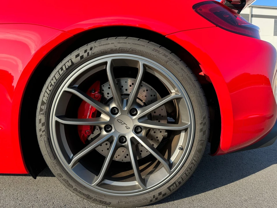 2016 Porsche 981 Cayman GT4 - Image 7 of 14