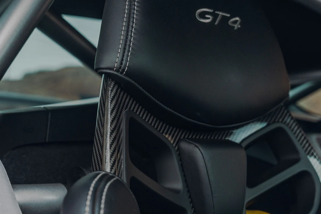 2016 Porsche 981 Cayman GT4 - Image 8 of 13
