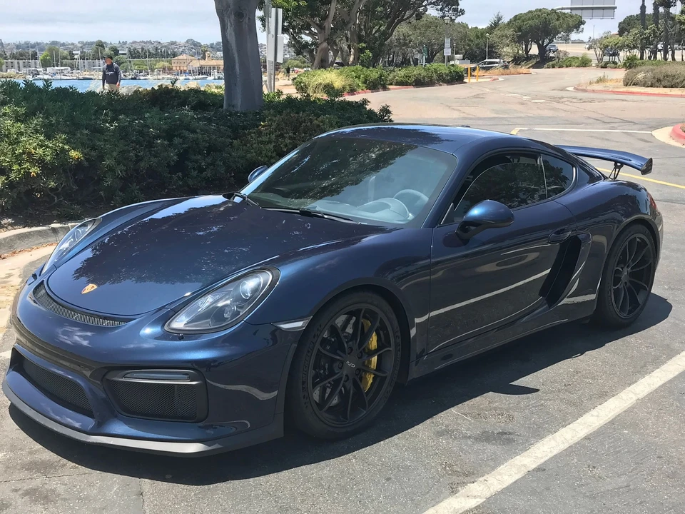 2016 Porsche 981 Cayman GT4 - Image 3 of 21