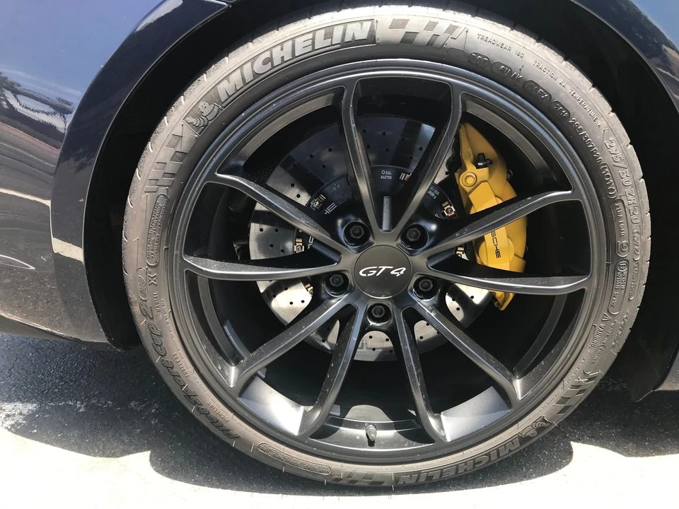 2016 Porsche 981 Cayman GT4 - Image 16 of 21