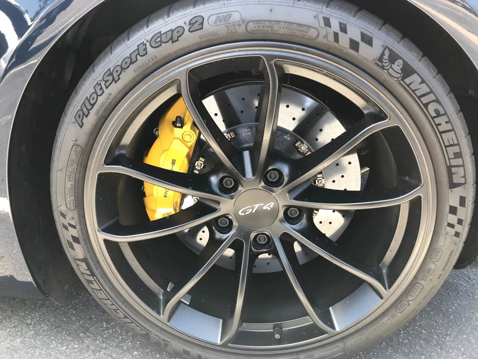 2016 Porsche 981 Cayman GT4 - Image 17 of 21