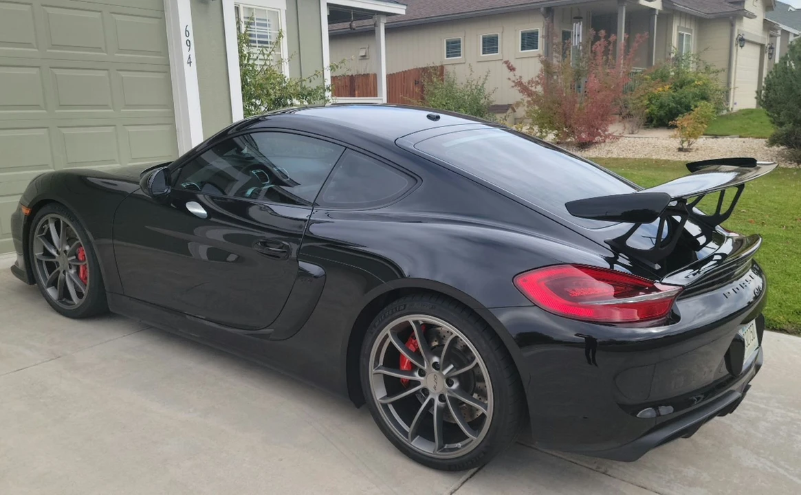 2016 Porsche 981 Cayman GT4 - Image 2 of 11