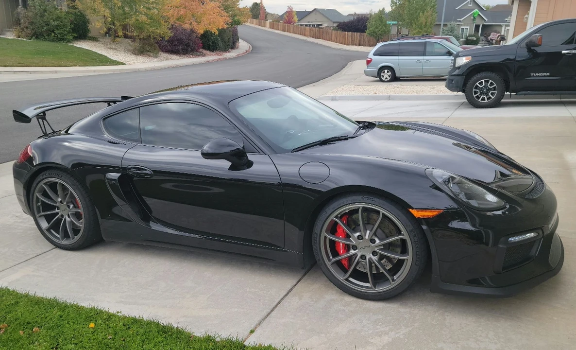 2016 Porsche 981 Cayman GT4 - Image 5 of 11