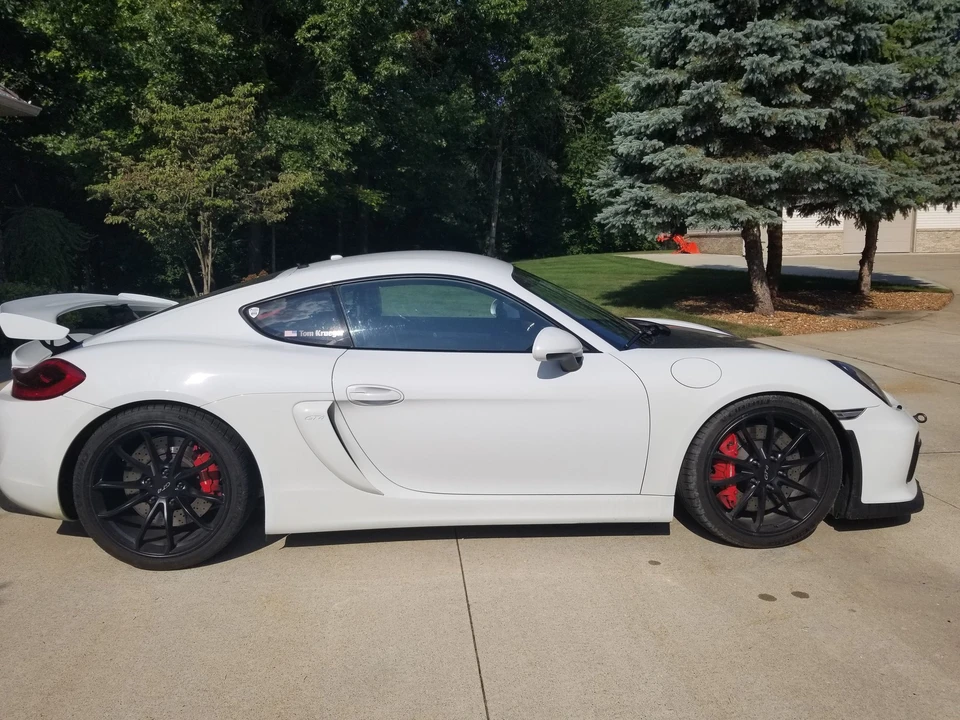 2016 Porsche 981 Cayman GT4 - Image 5 of 15