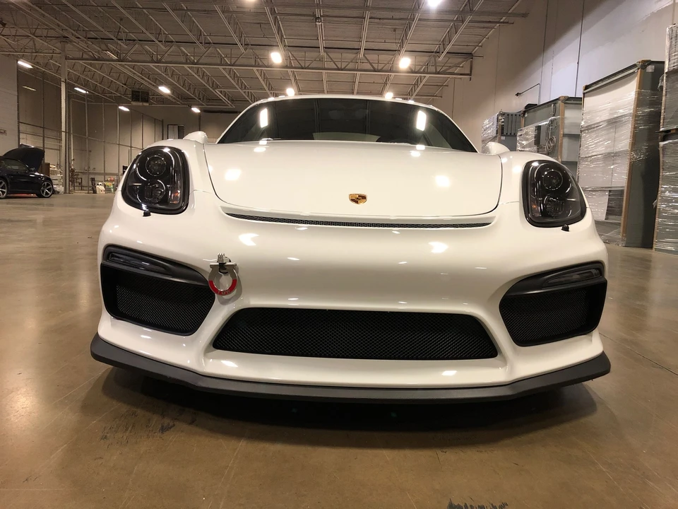 2016 Porsche 981 Cayman GT4 - Image 2 of 22