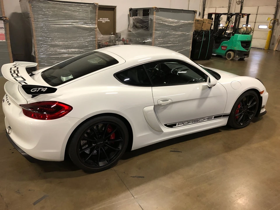 2016 Porsche 981 Cayman GT4 - Image 7 of 22